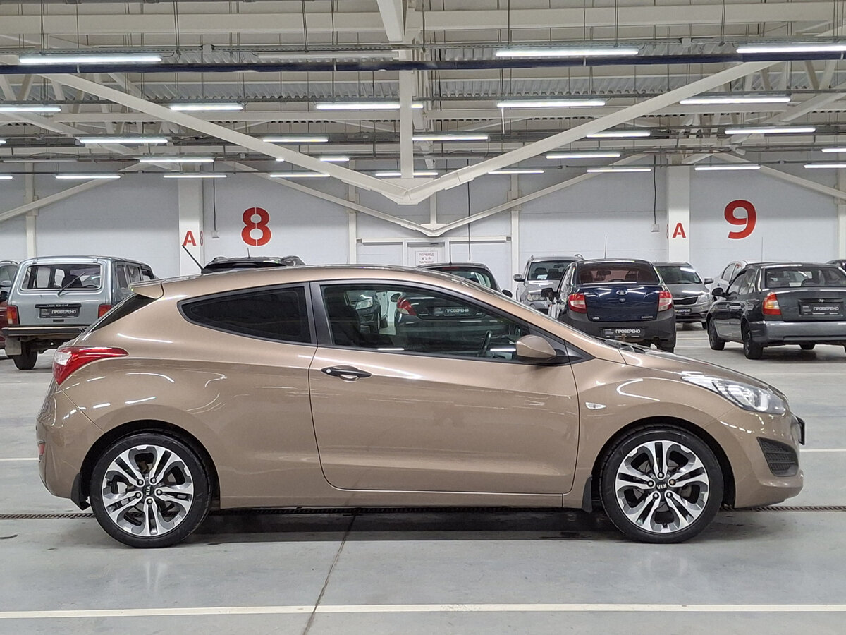 Hyundai i30 2013 года с пробегом. Фото: #3