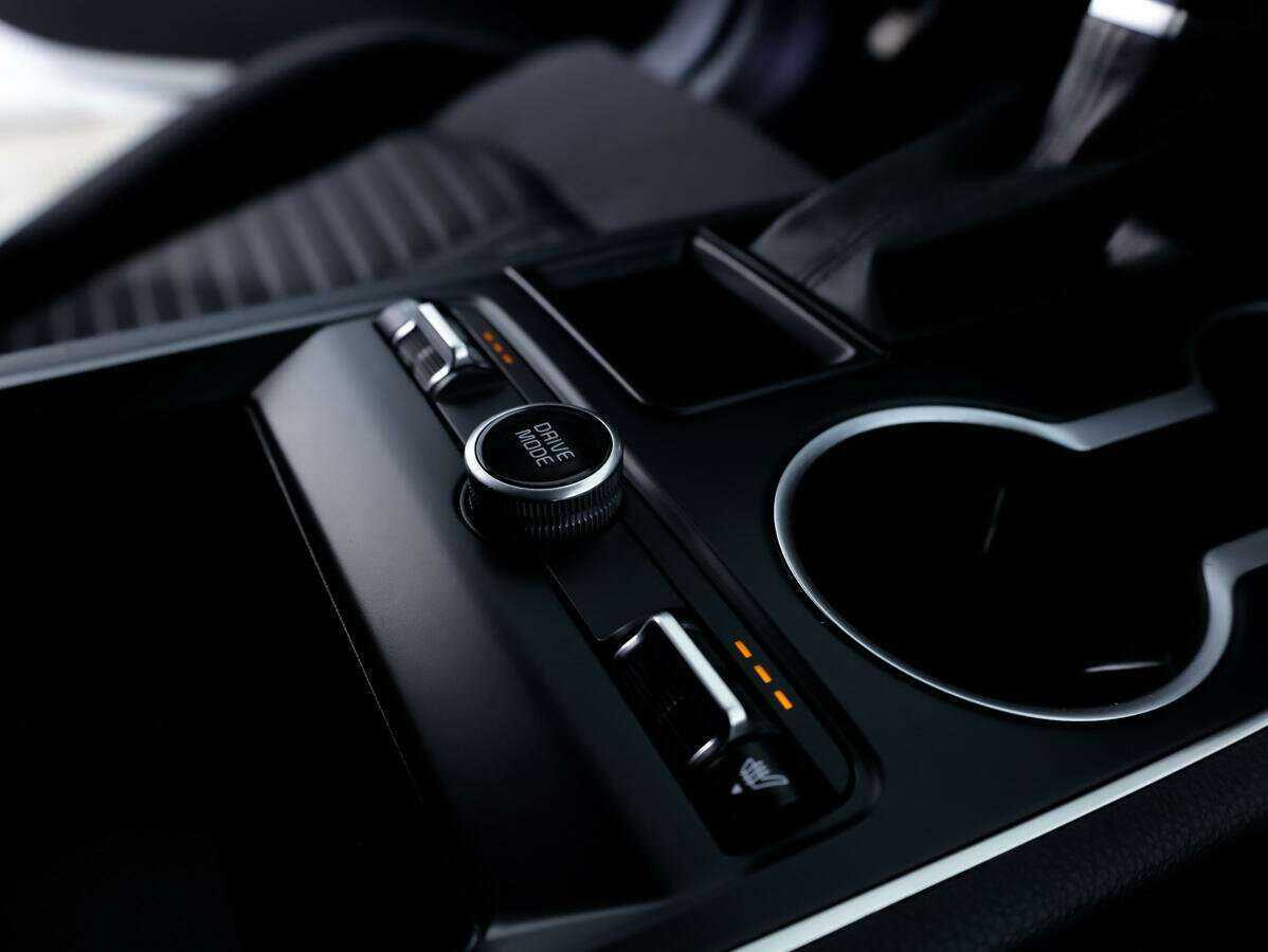 Kia K5 2021 года с пробегом. Фото: #17