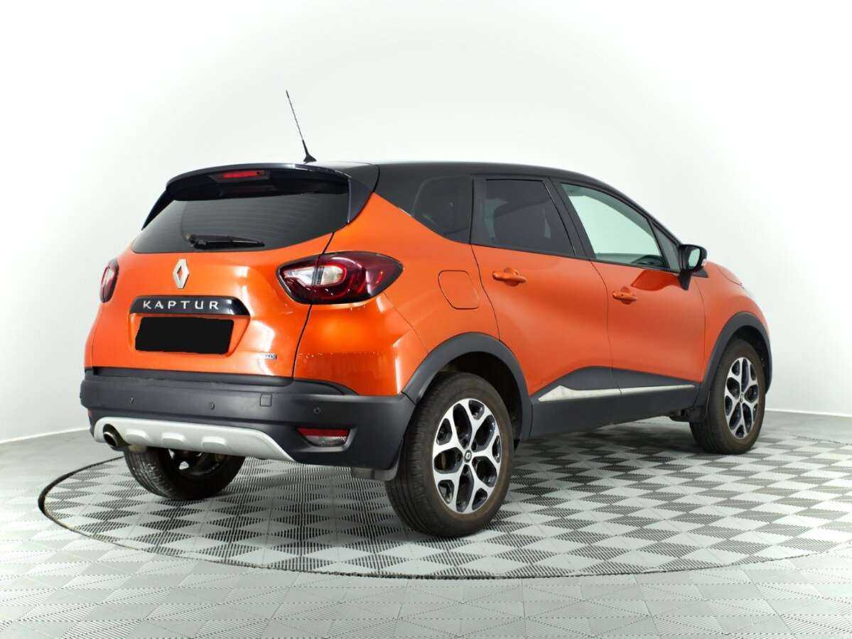 Renault Kaptur 2016 года с пробегом. Фото: #4