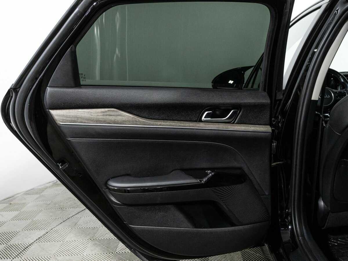 Kia K5 2021 года с пробегом. Фото: #27