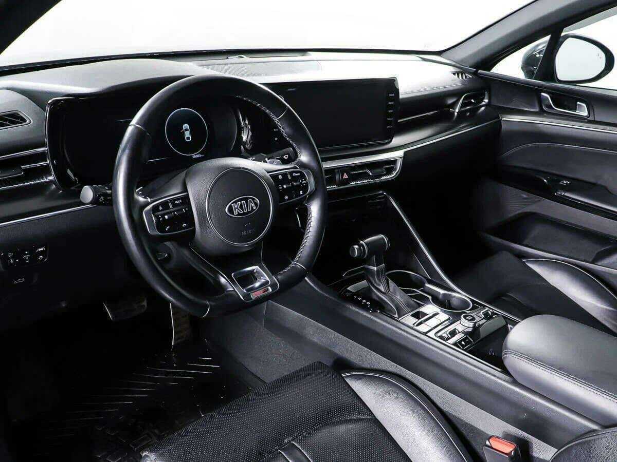 Kia K5 2021 года с пробегом. Фото: #13