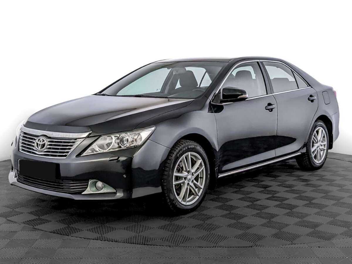 Toyota Camry 2013 года с пробегом. Фото: #0