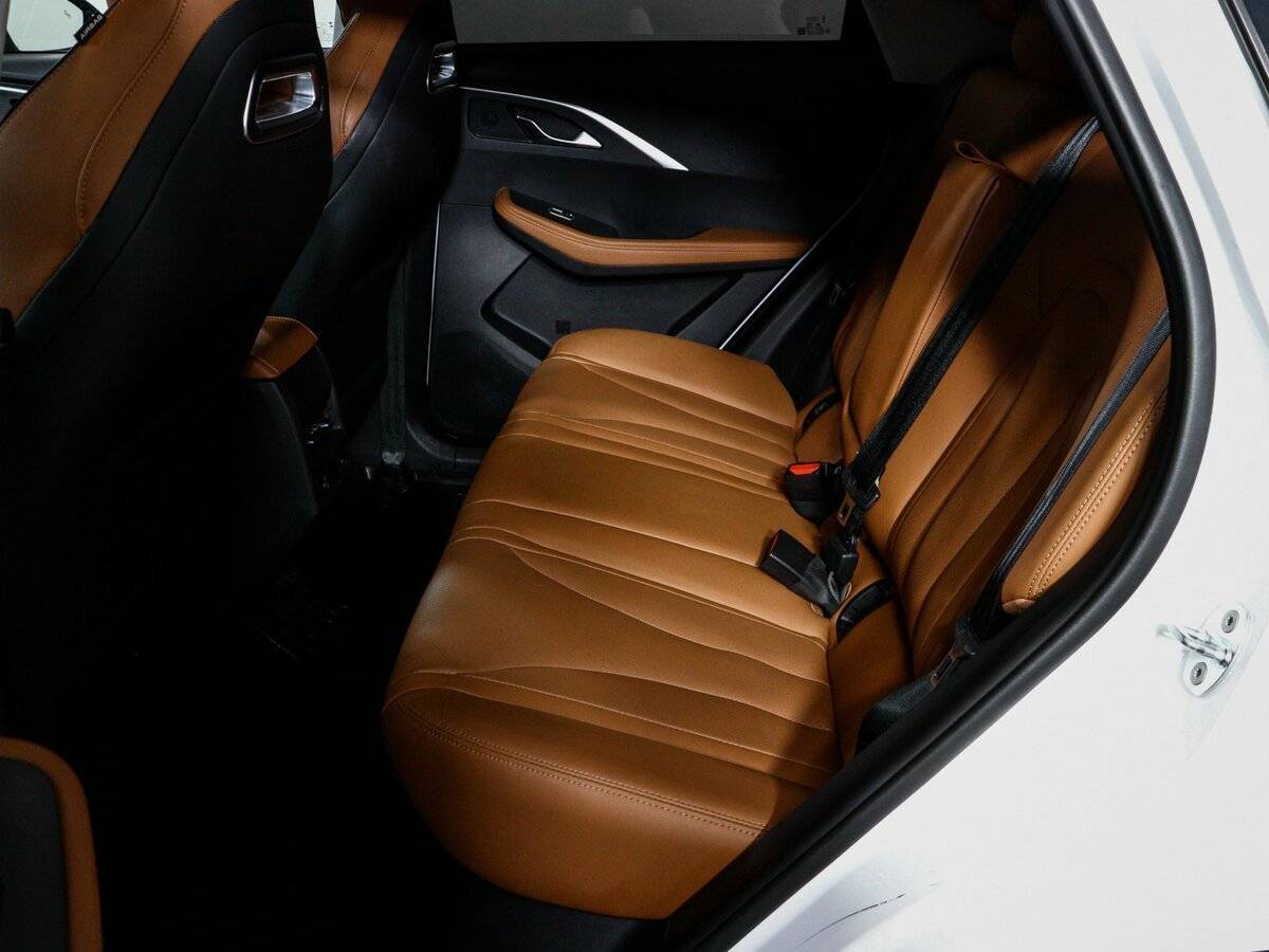 OMODA C5 2022 года с пробегом. Фото: #9