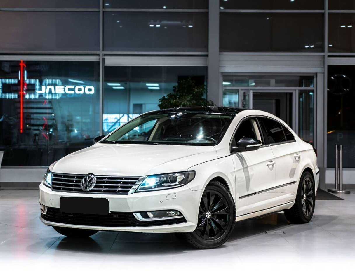 Volkswagen Passat CC 2012 года с пробегом. Посмотреть фото