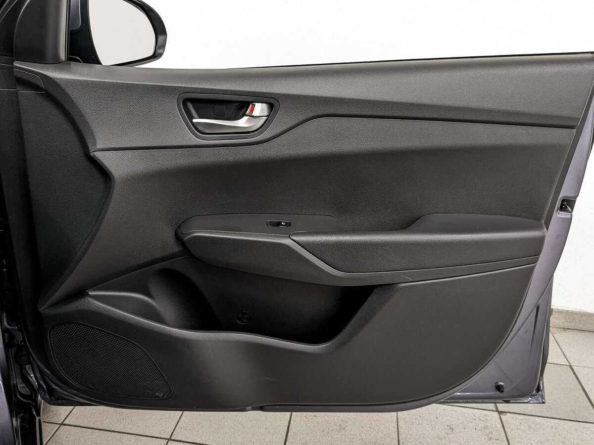 Hyundai Solaris 2021 года с пробегом. Фото: #20