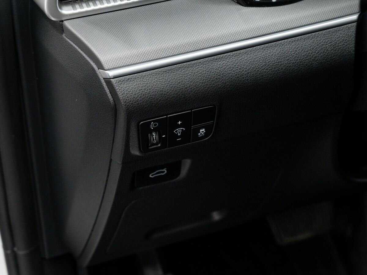 Kia K5 2022 года с пробегом. Фото: #15