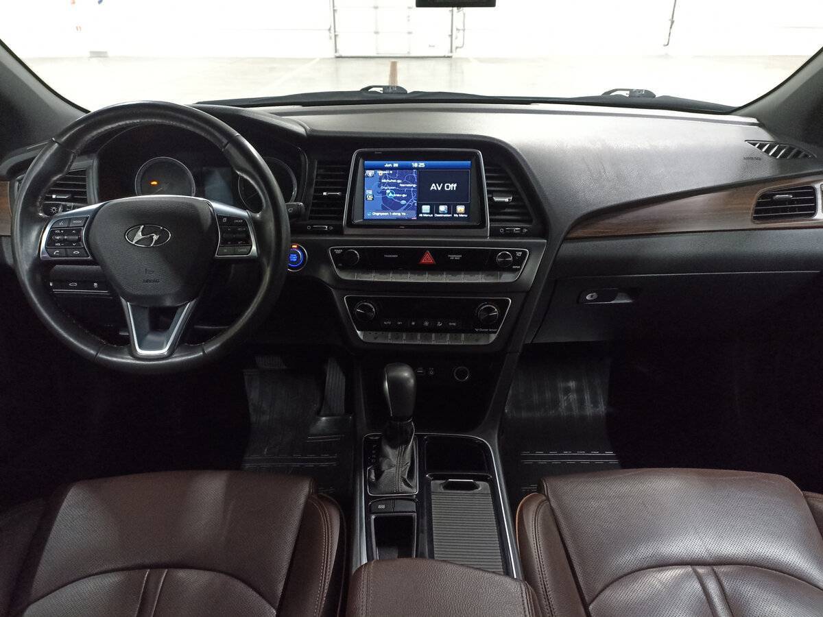 Hyundai Sonata 2017 года с пробегом. Фото: #13
