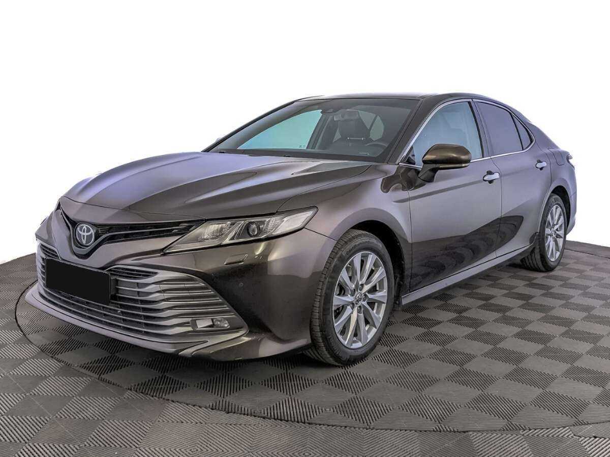 Toyota Camry 2018 года с пробегом. Фото: #0
