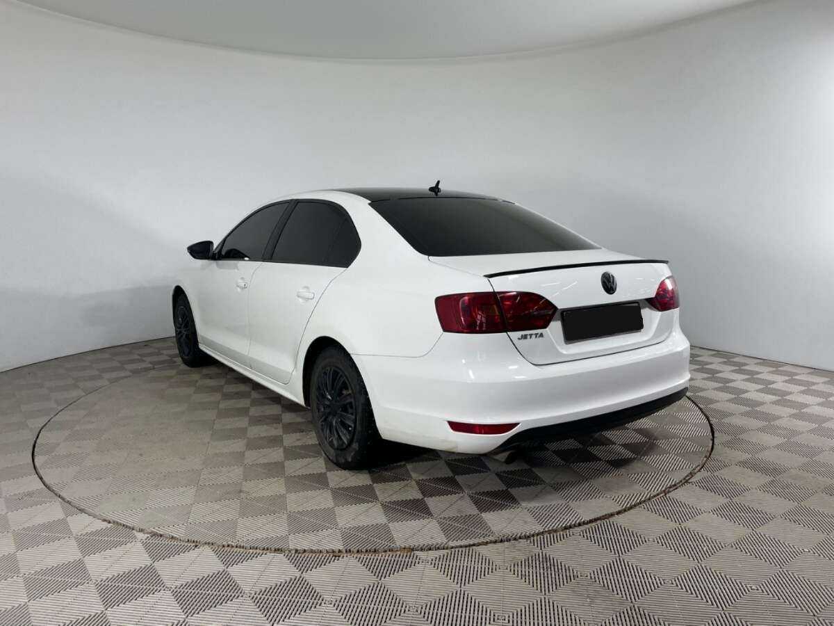 Volkswagen Jetta 2014 года с пробегом. Фото: #5