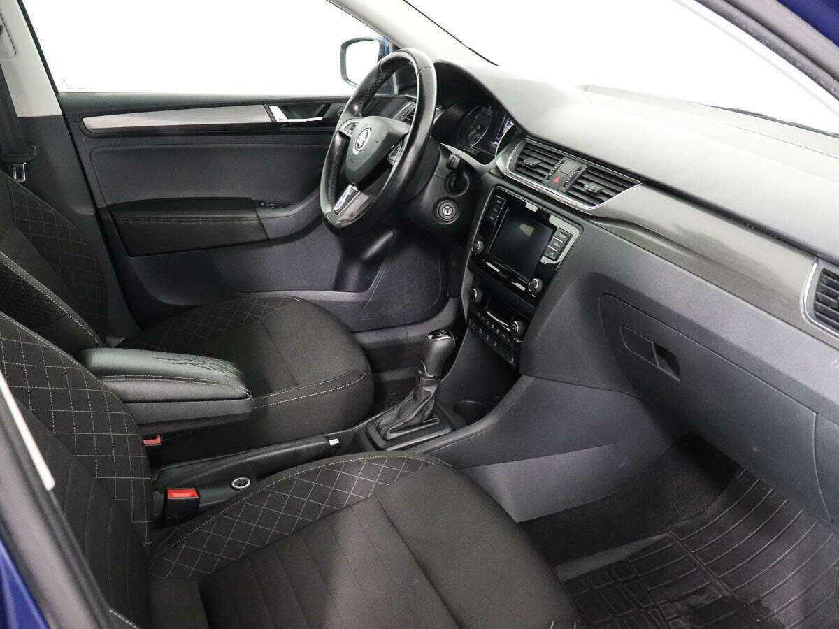 Skoda Rapid 2018 года с пробегом. Фото: #6