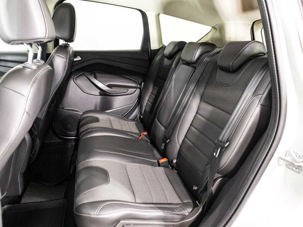 Ford Kuga 2014 года с пробегом. Фото: #9