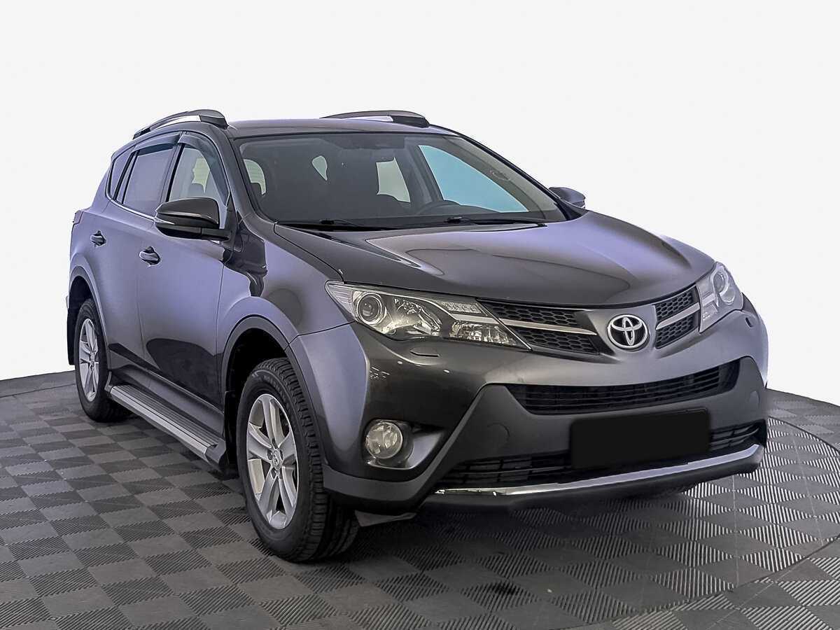 Toyota RAV4 2014 года с пробегом. Фото: #2