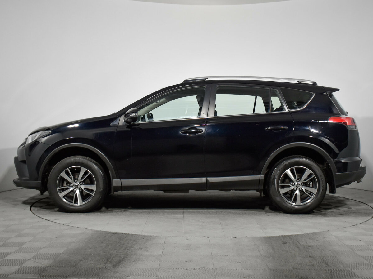 Toyota RAV4 2018 года с пробегом. Фото: #6