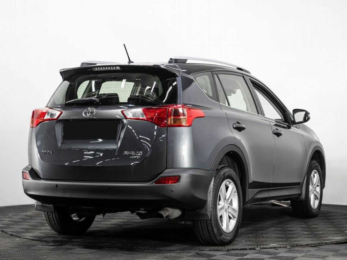 Toyota RAV4 2013 года с пробегом. Фото: #3