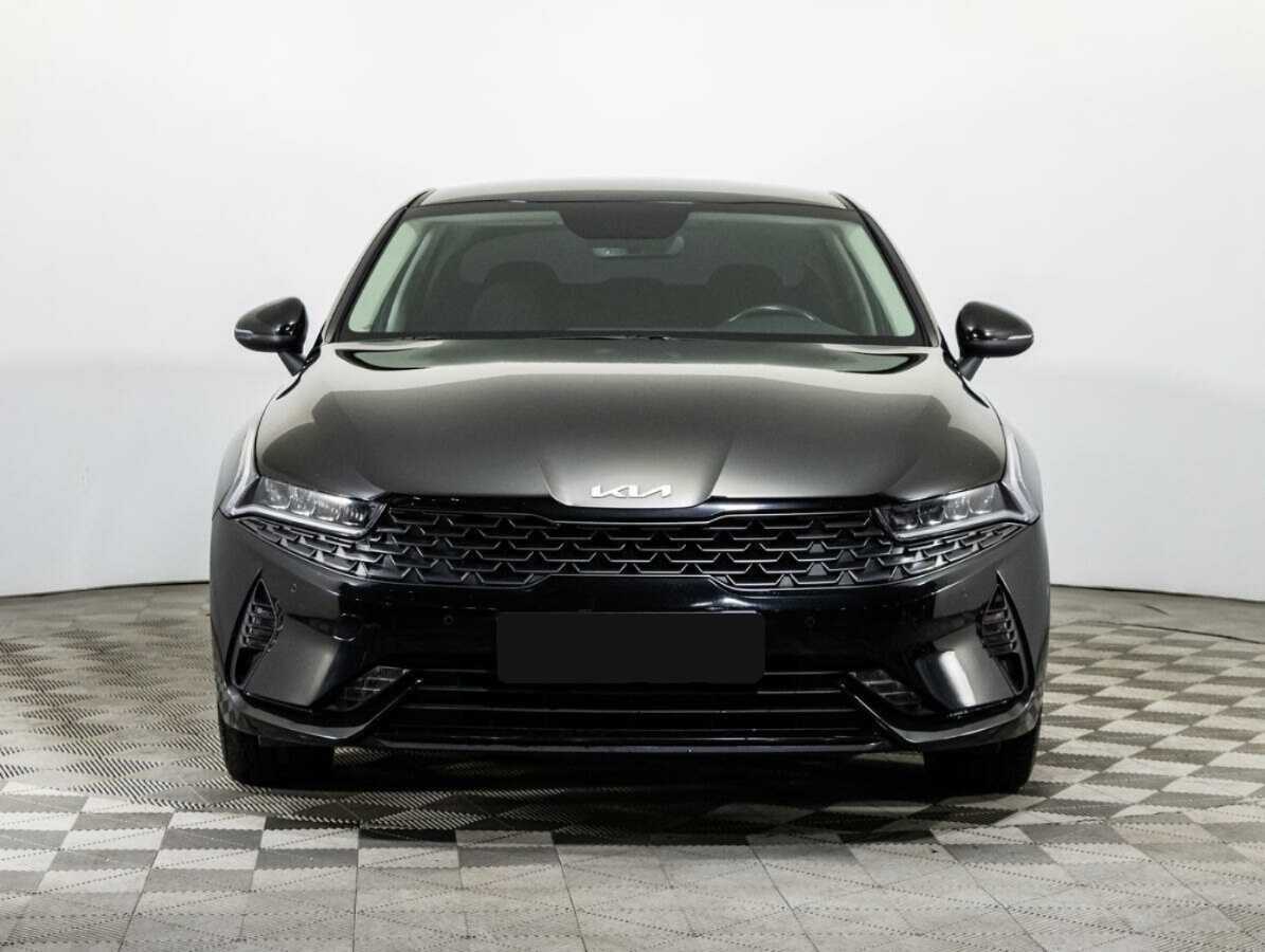 Kia K5 2021 года с пробегом. Фото: #1