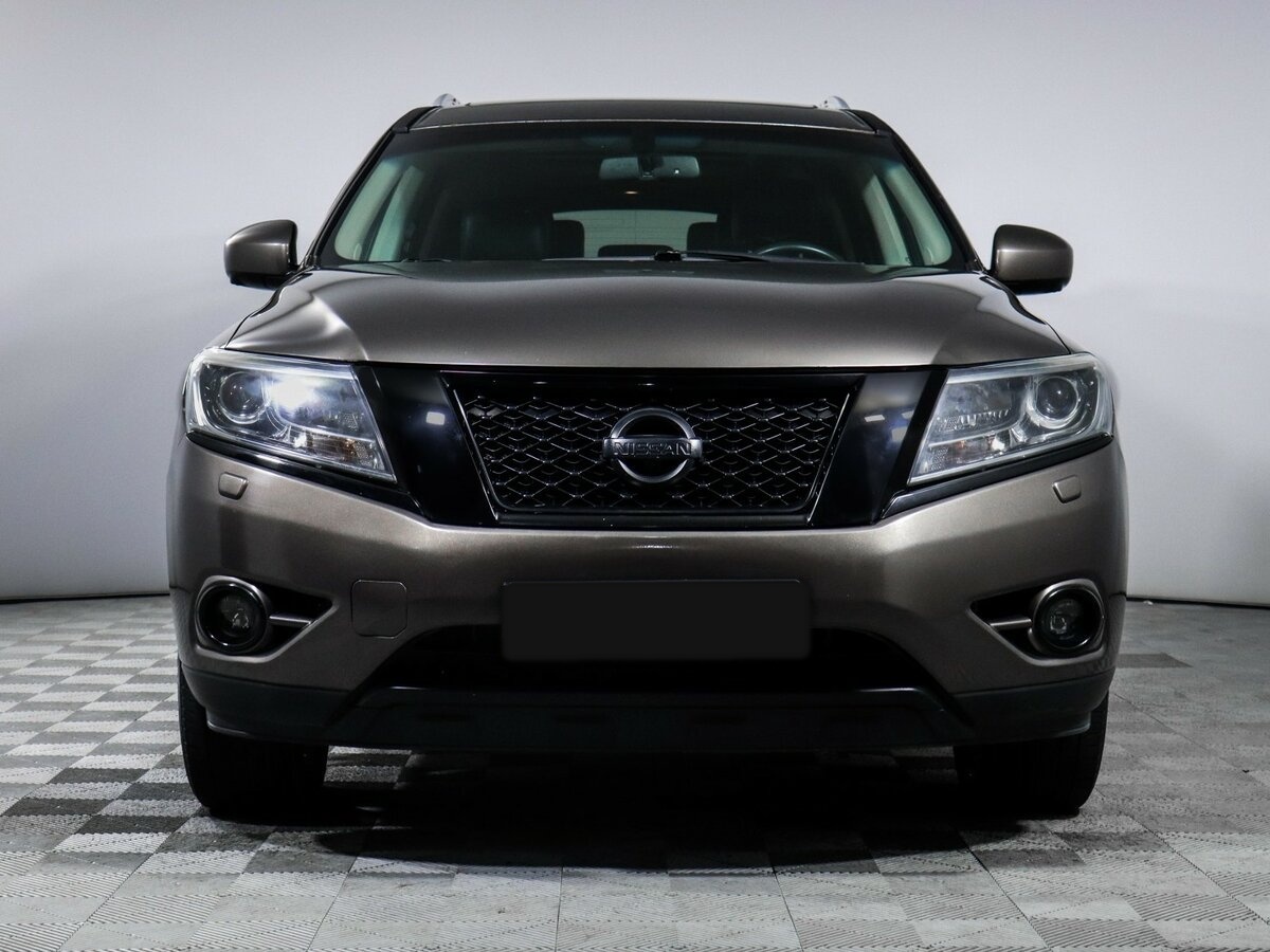 Nissan Pathfinder 2015 года с пробегом. Фото: #1