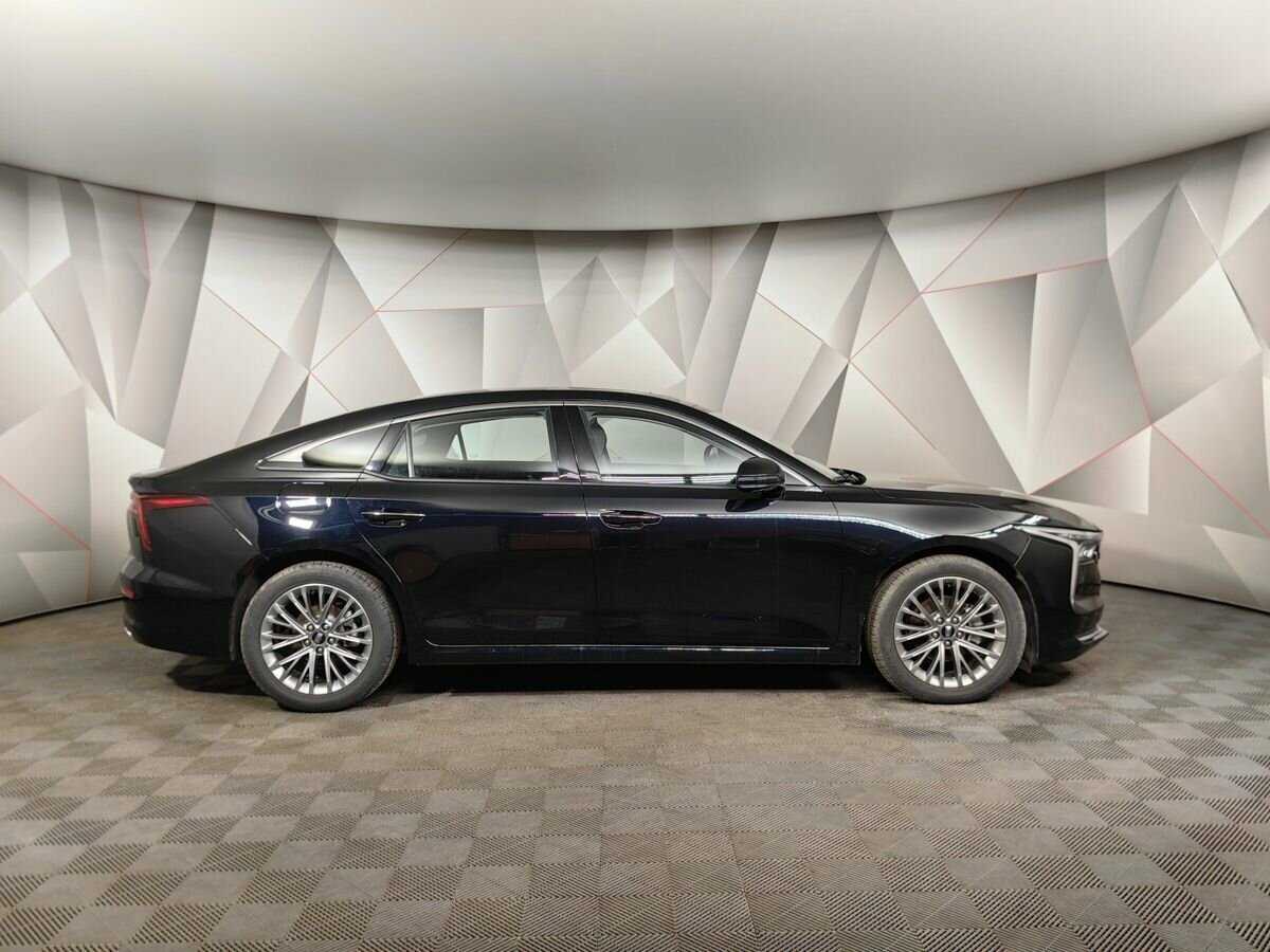 FAW Bestune B70 2023 года с пробегом. Фото: #5