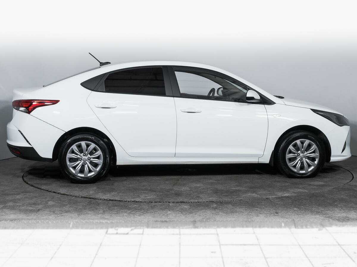 Hyundai Solaris 2020 года с пробегом. Фото: #3
