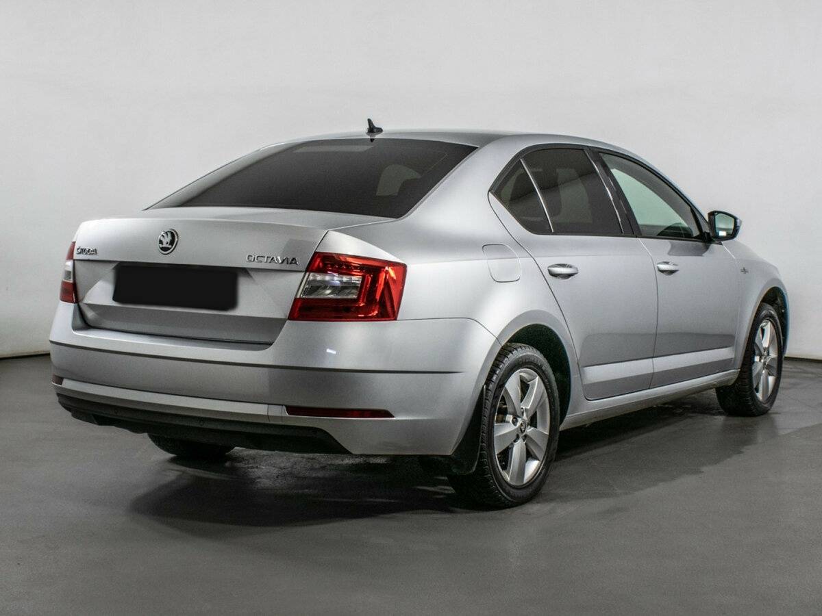 Skoda Octavia 2018 года с пробегом. Фото: #4