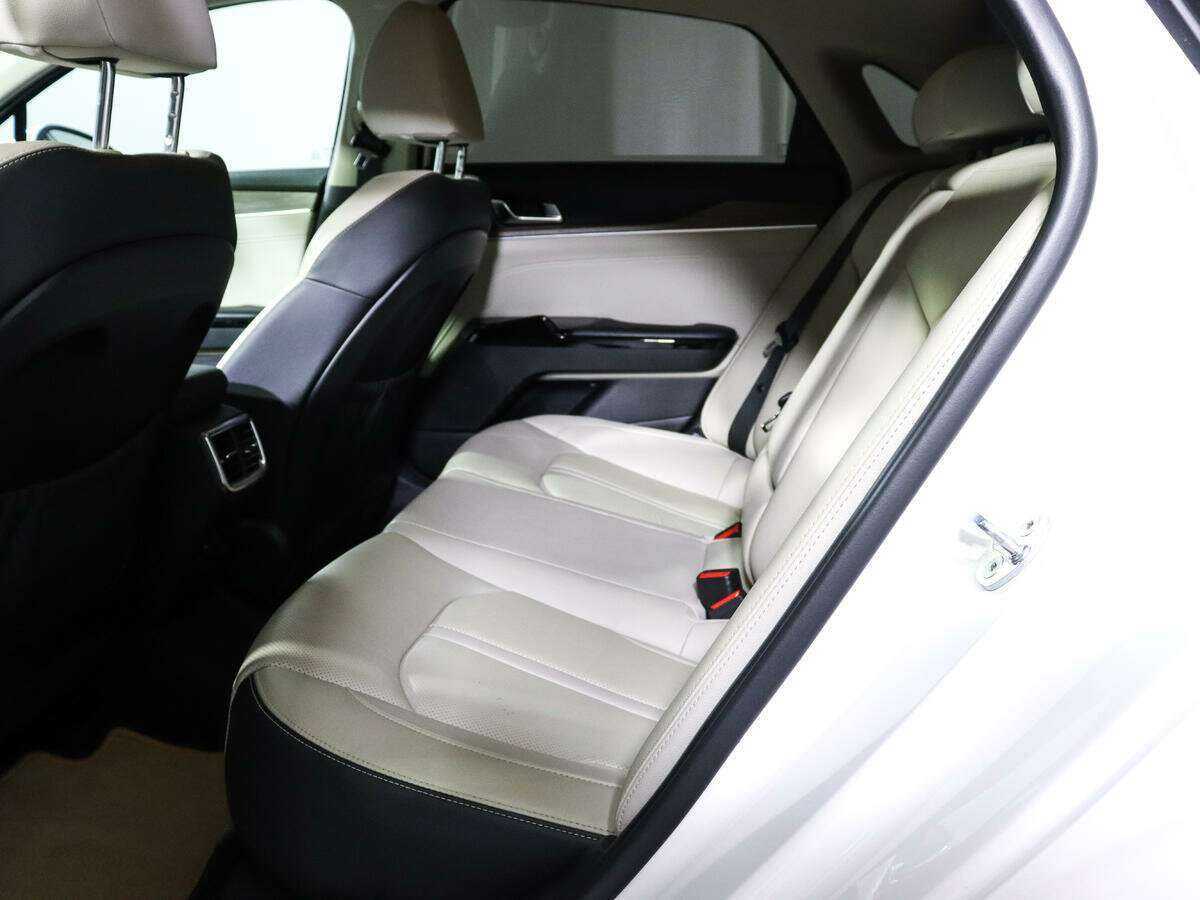 Kia K5 2020 года с пробегом. Фото: #6