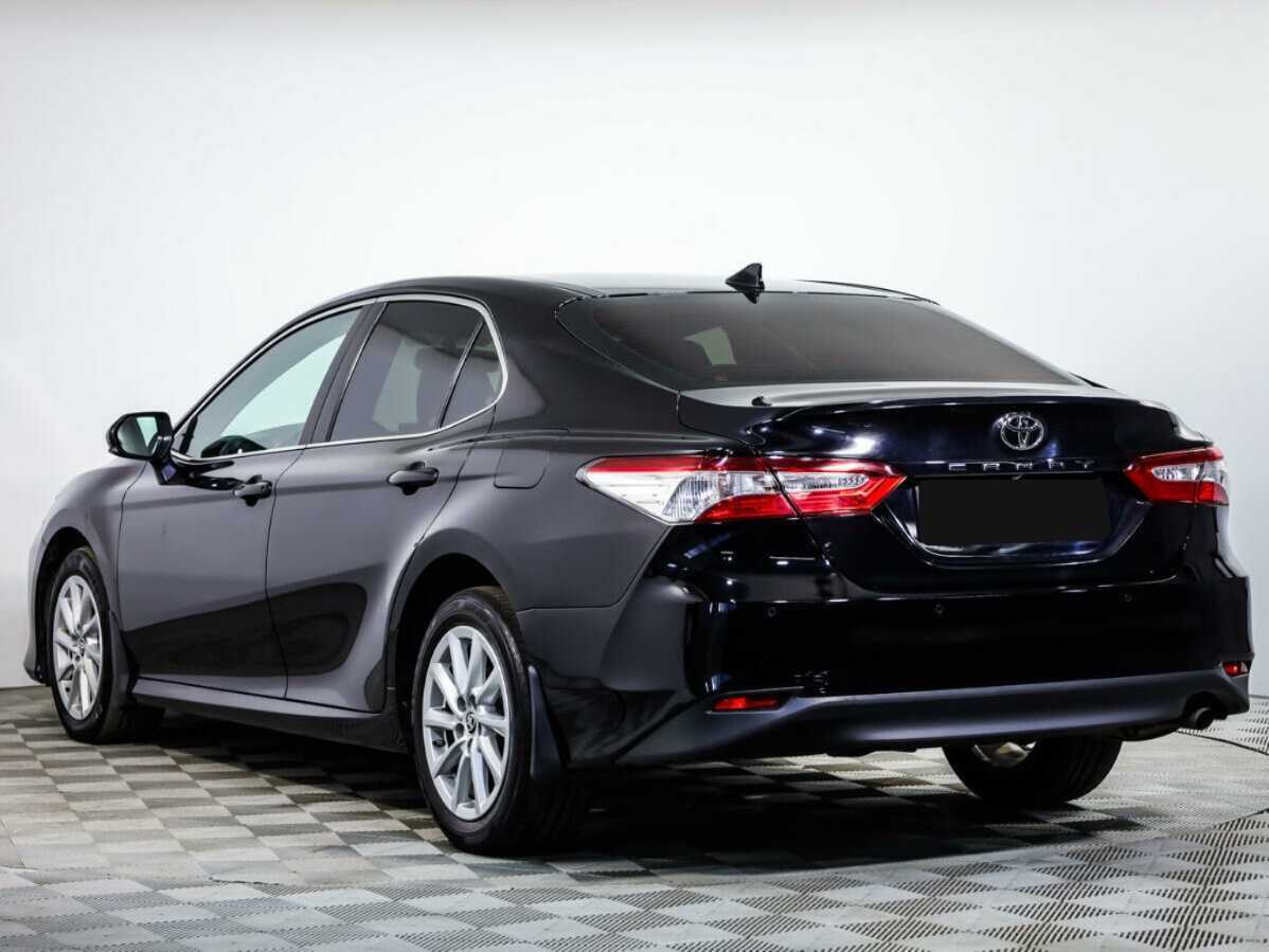 Toyota Camry 2021 года с пробегом. Фото: #5