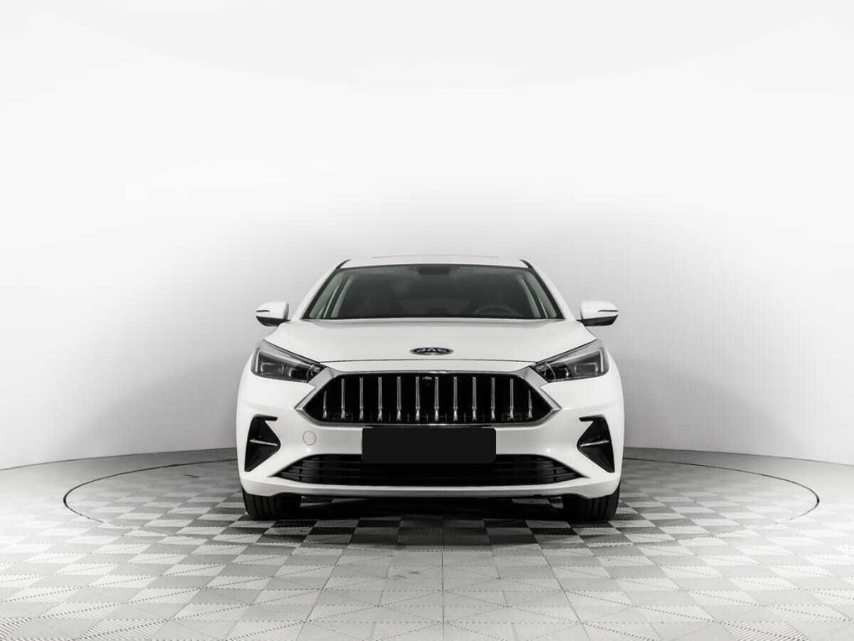 JAC J7 2021 года с пробегом. Фото: #1