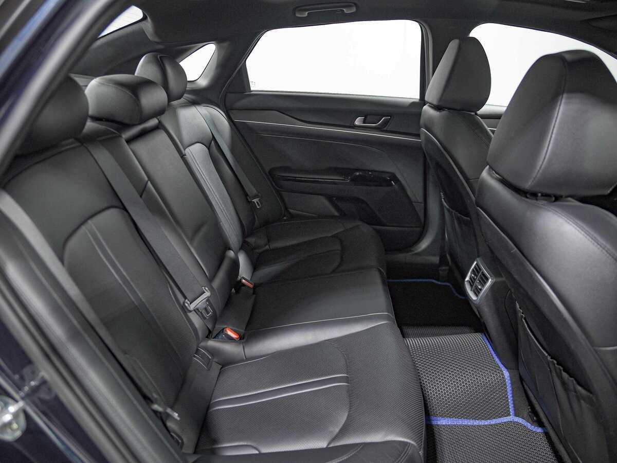 Kia K5 2020 года с пробегом. Фото: #21