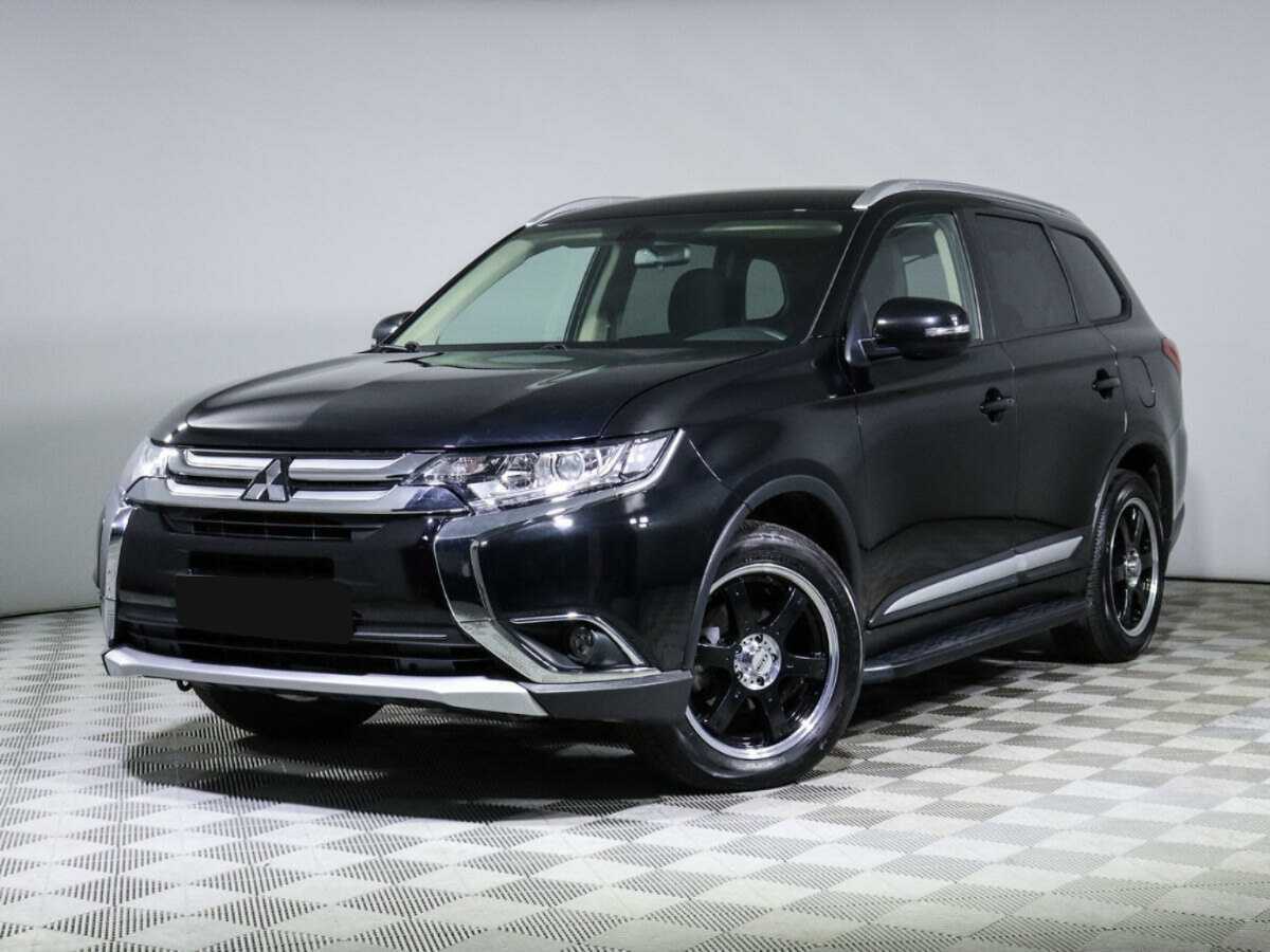 Mitsubishi Outlander 2018 года с пробегом. Посмотреть фото