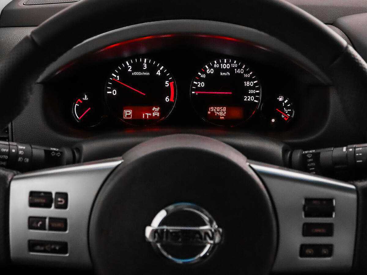 Nissan Pathfinder 2012 года с пробегом. Фото: #21