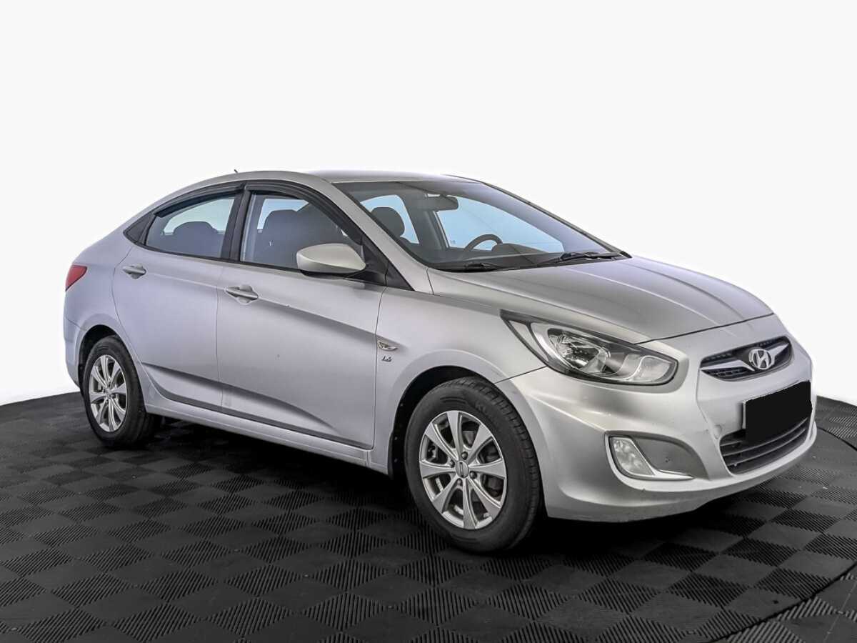 Hyundai Solaris 2012 года с пробегом. Фото: #2