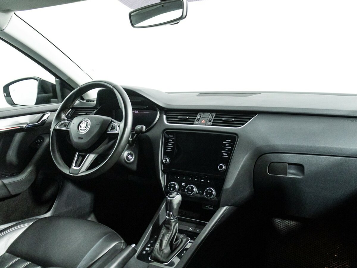 Skoda Octavia 2019 года с пробегом. Фото: #8