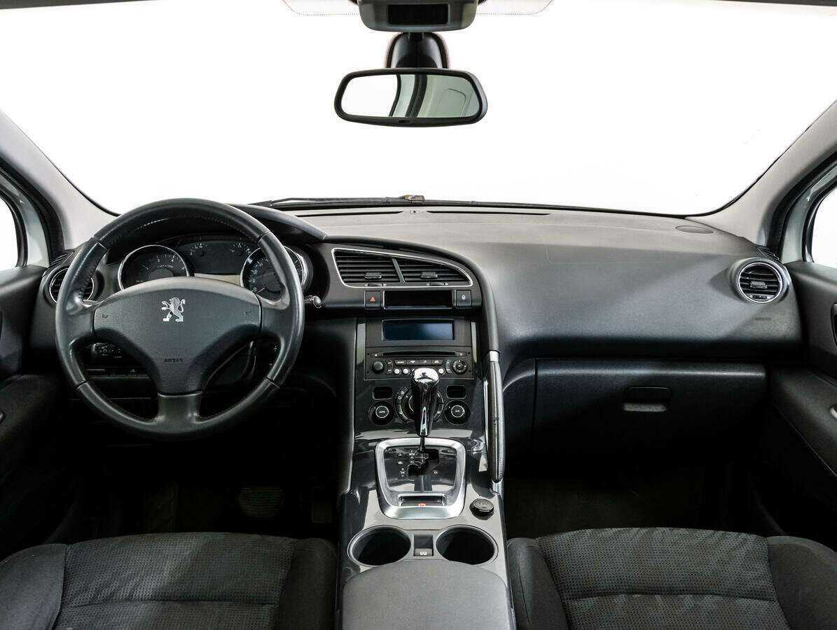 Peugeot 3008 2012 года с пробегом. Фото: #12