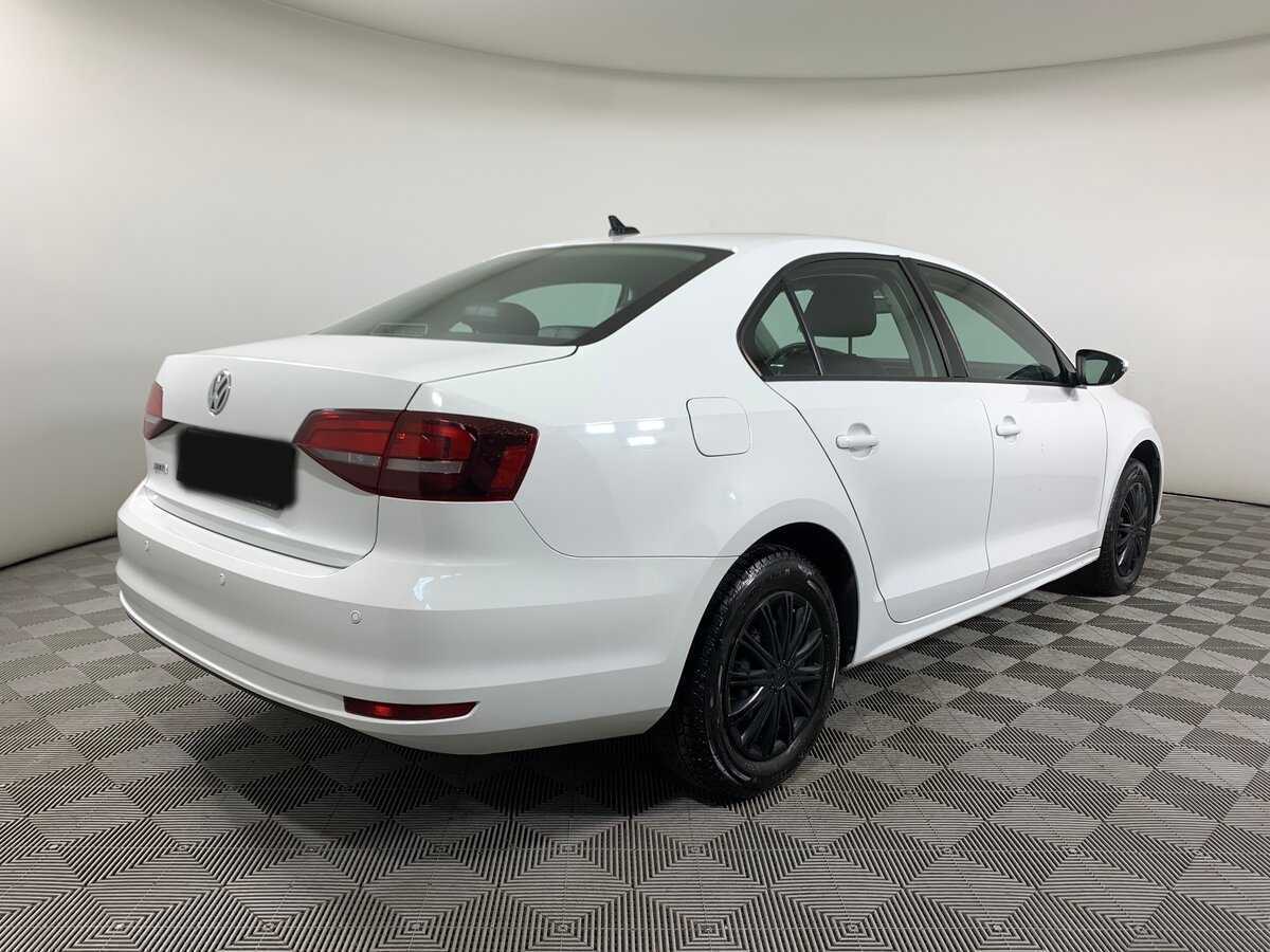Volkswagen Jetta 2017 года с пробегом. Фото: #4