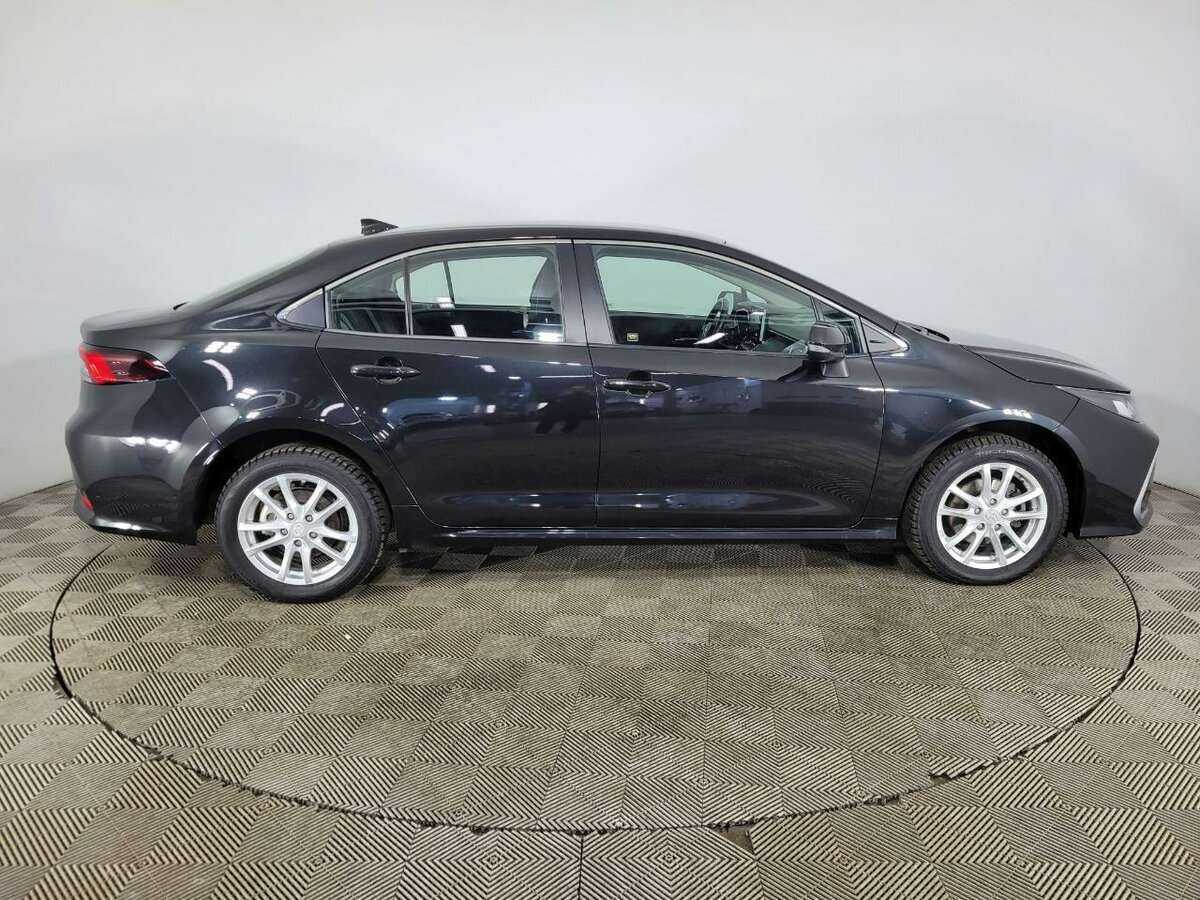 Toyota Corolla 2019 года с пробегом. Фото: #3