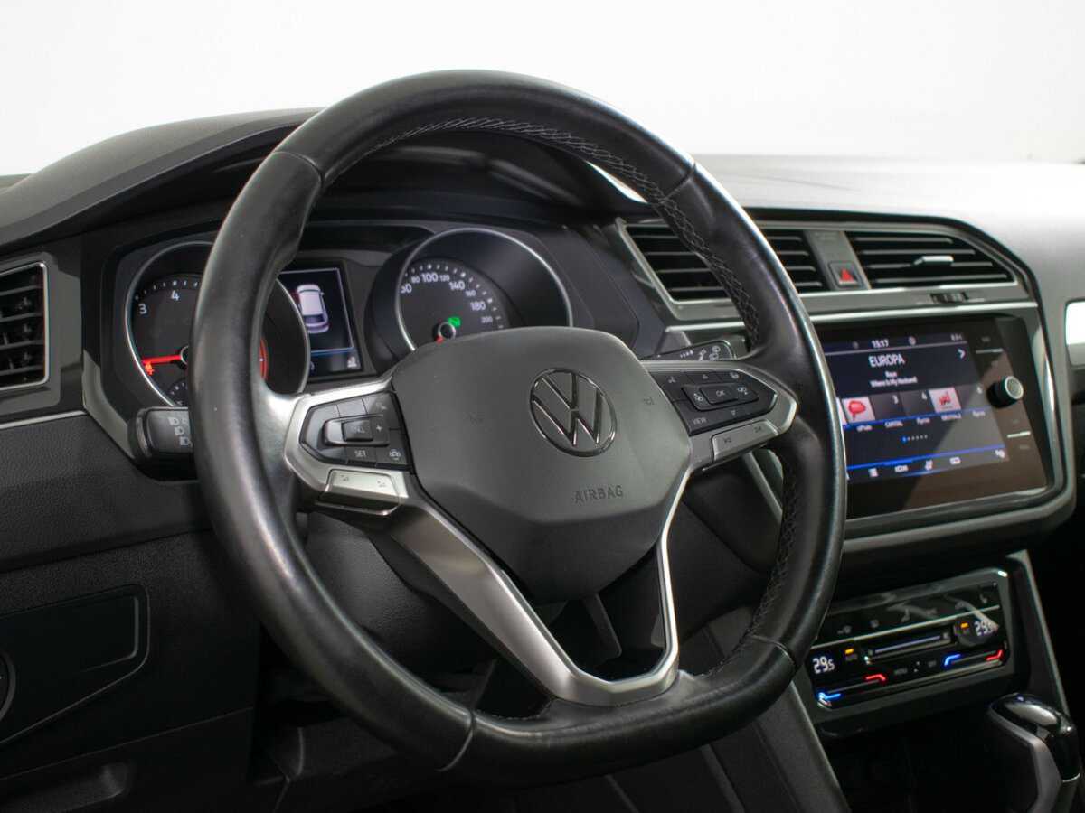 Volkswagen Tiguan 2021 года с пробегом. Фото: #12