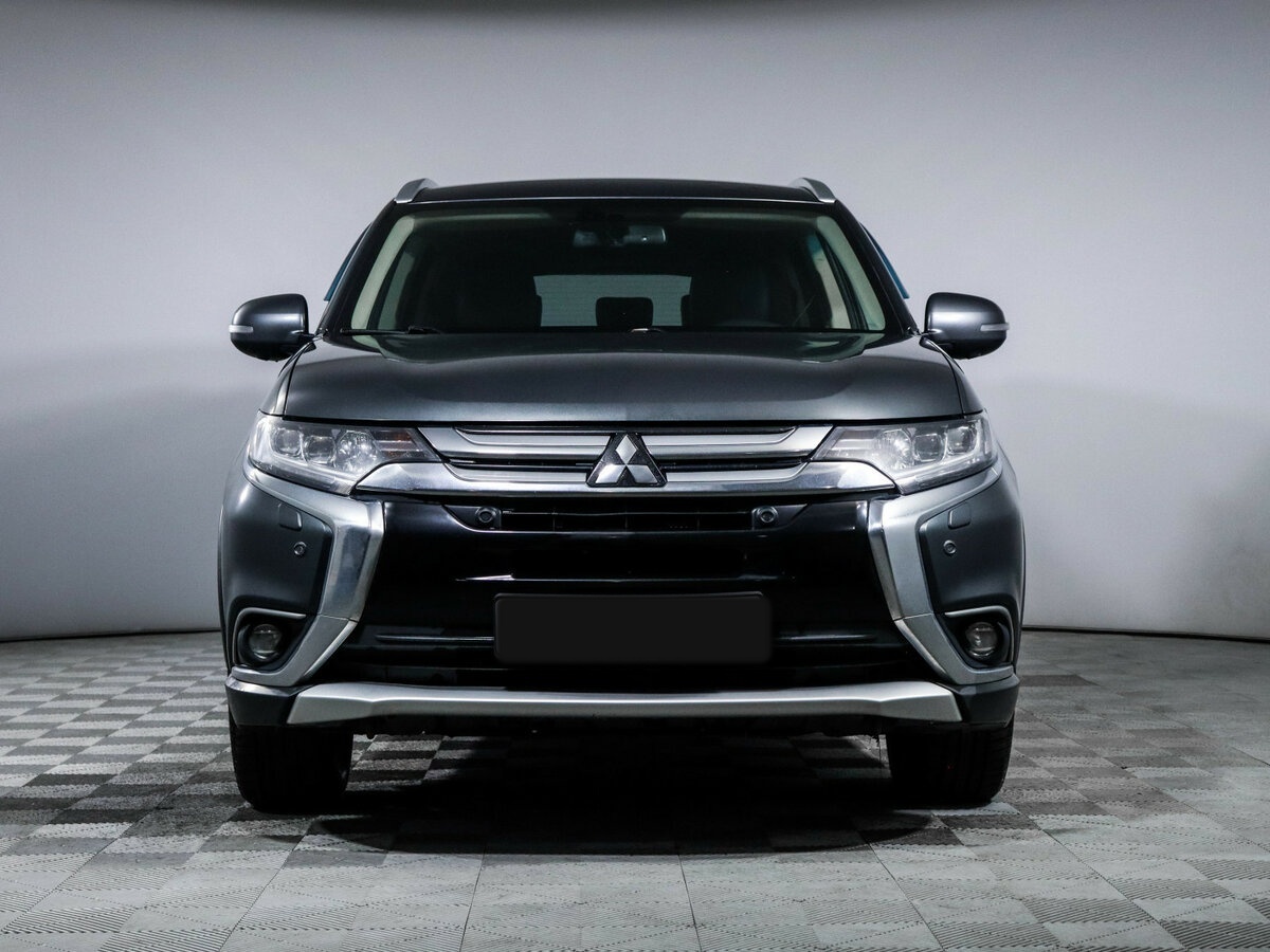 Mitsubishi Outlander 2018 года с пробегом. Фото: #1