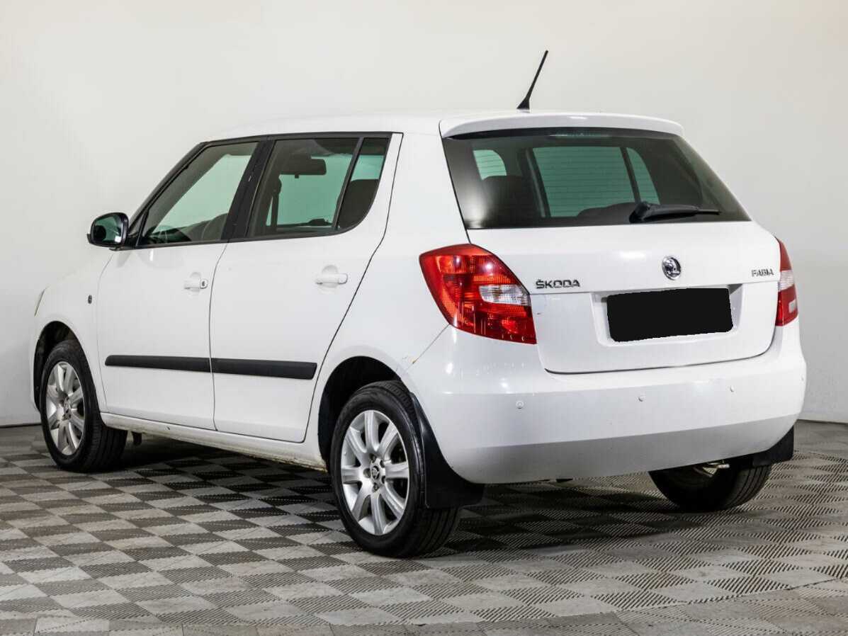 Skoda Fabia 2014 года с пробегом. Фото: #6