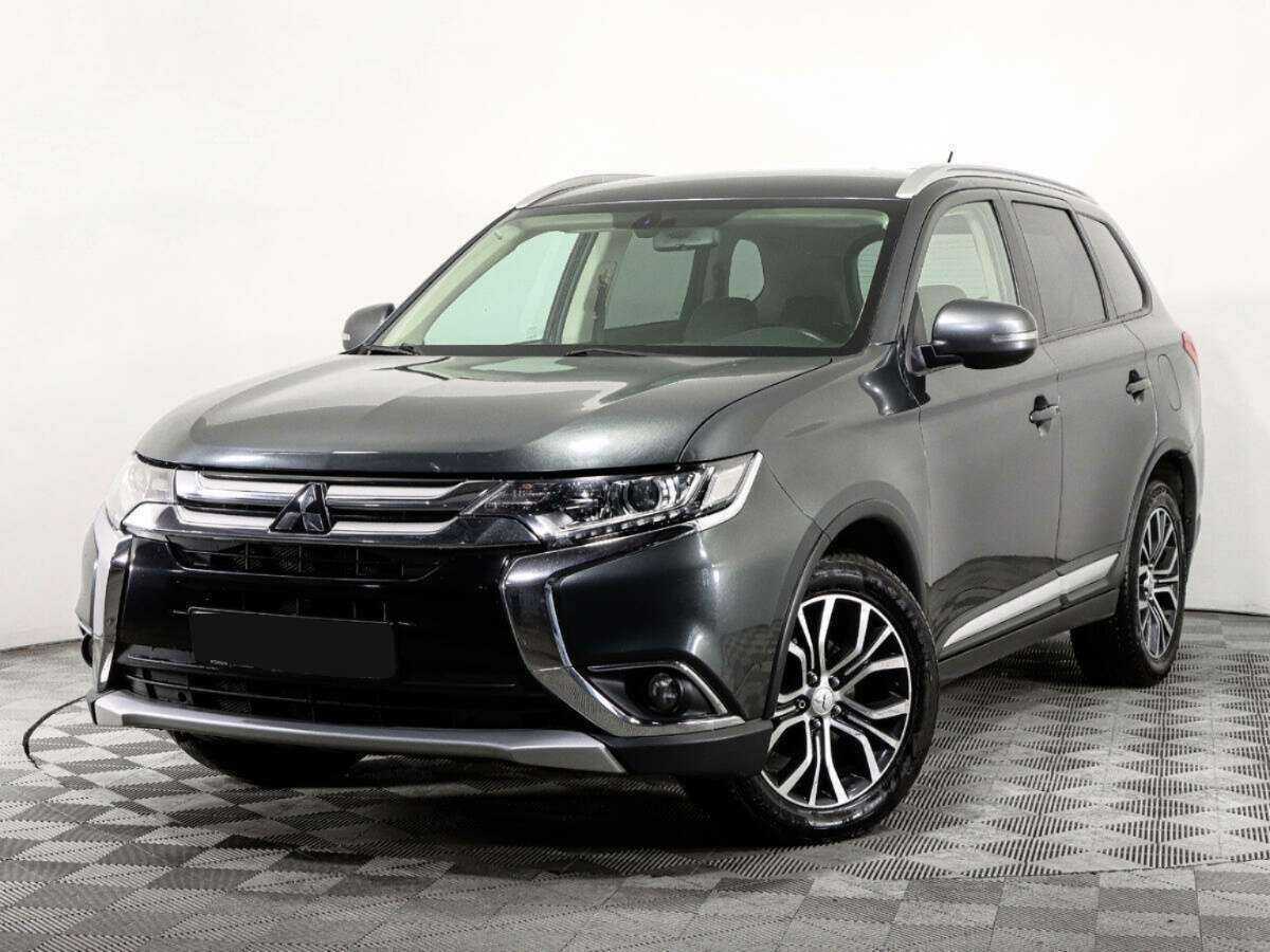 Mitsubishi Outlander 2016 года с пробегом. Фото: #0
