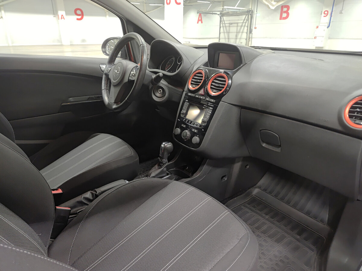 Opel Corsa 2012 года с пробегом. Фото: #10