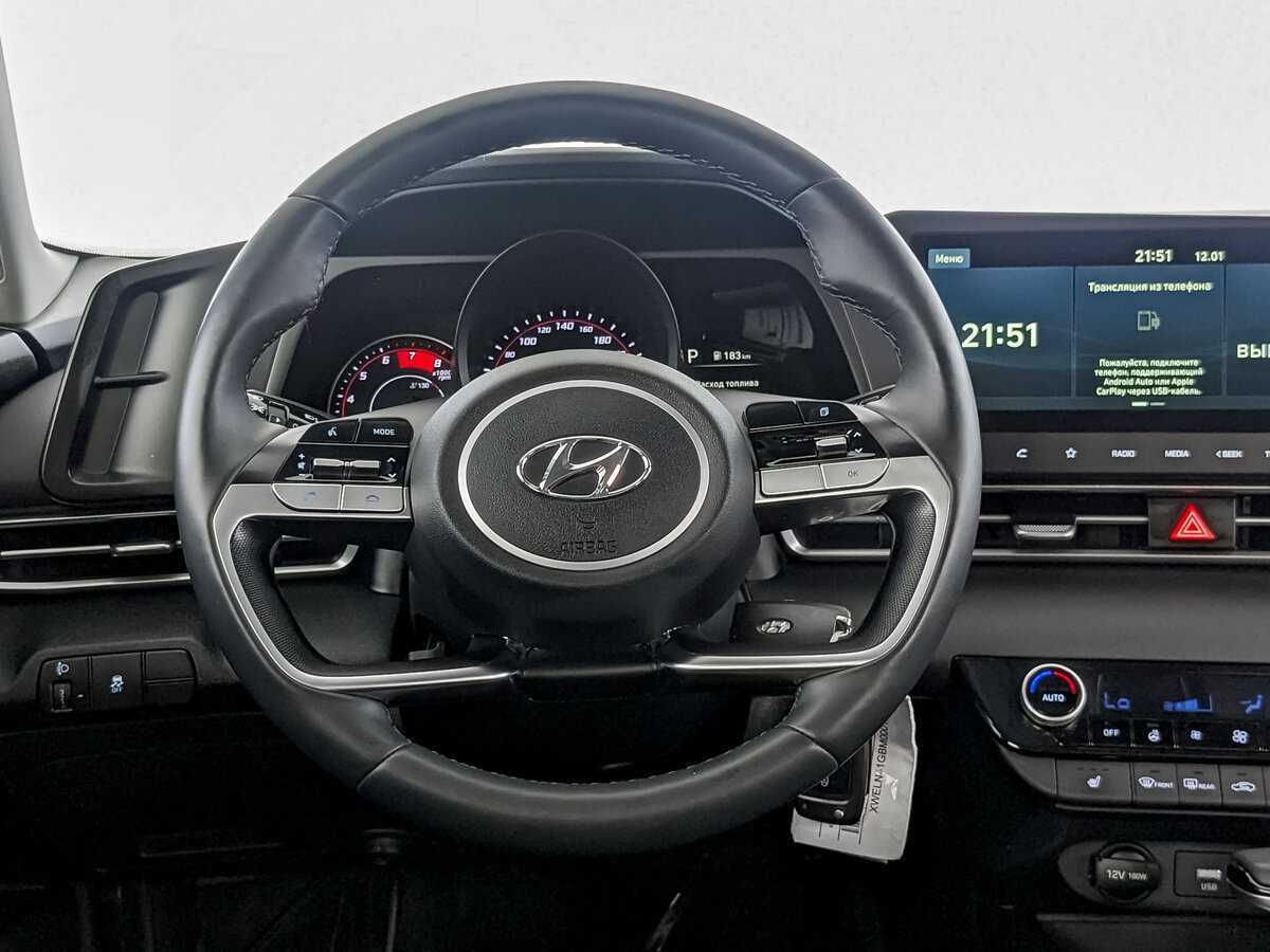 Hyundai Elantra 2021 года с пробегом. Фото: #14