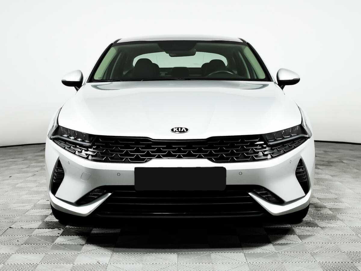 Kia K5 2021 года с пробегом. Фото: #1