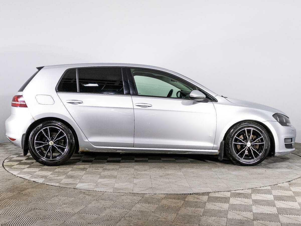 Volkswagen Golf 2013 года с пробегом. Фото: #1