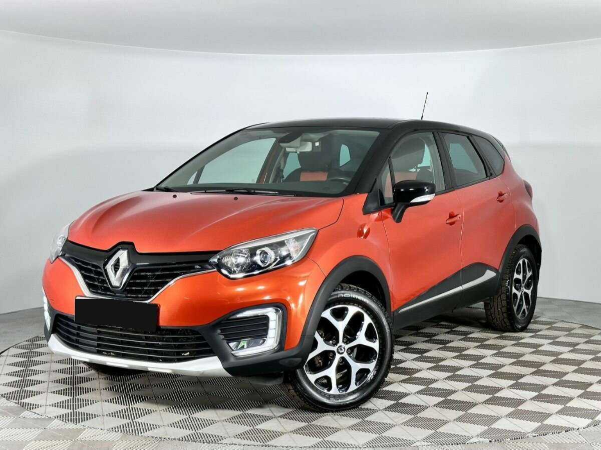 Renault Kaptur 2016 года с пробегом. Посмотреть фото