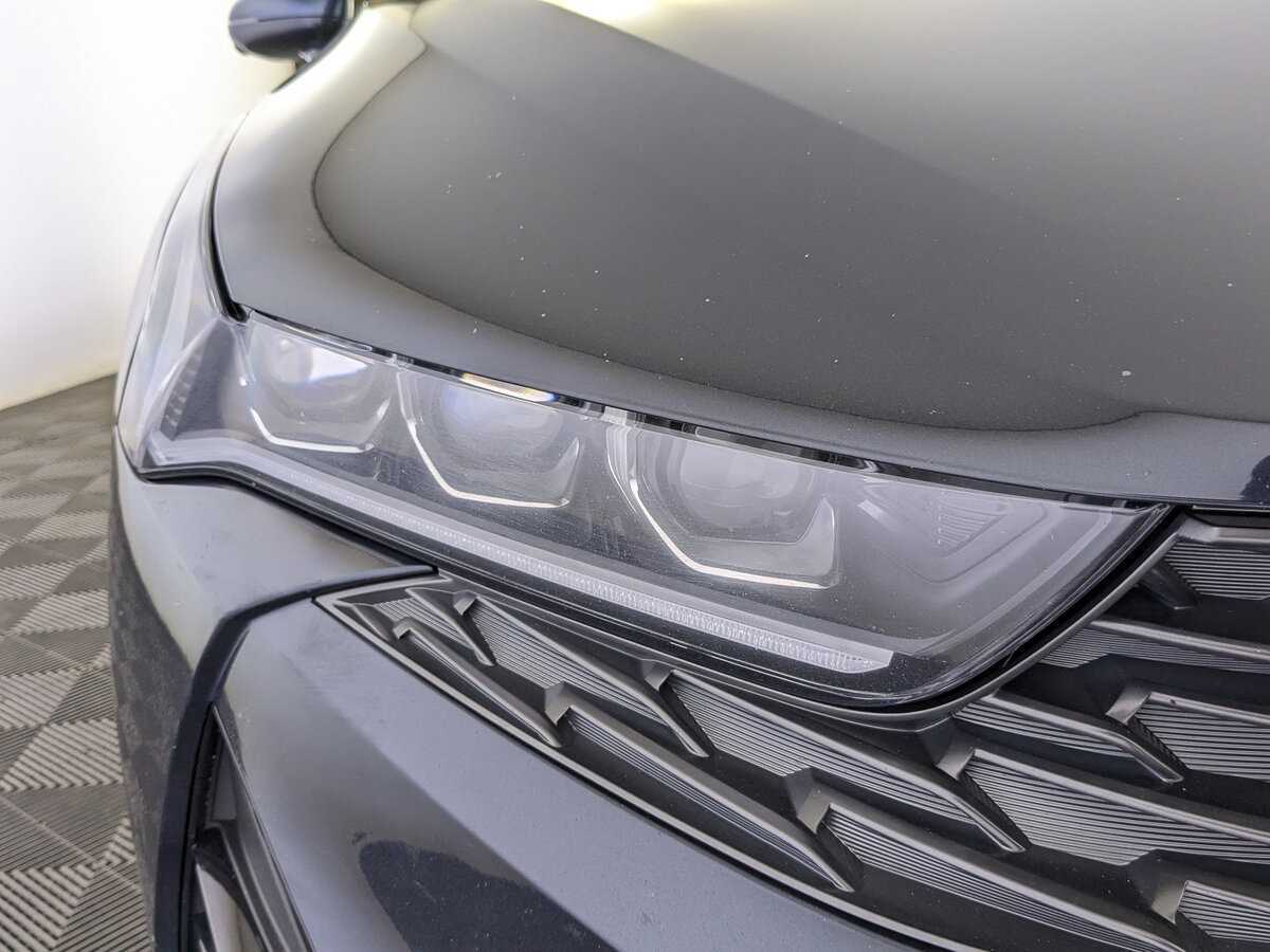 Kia K5 2021 года с пробегом. Фото: #10