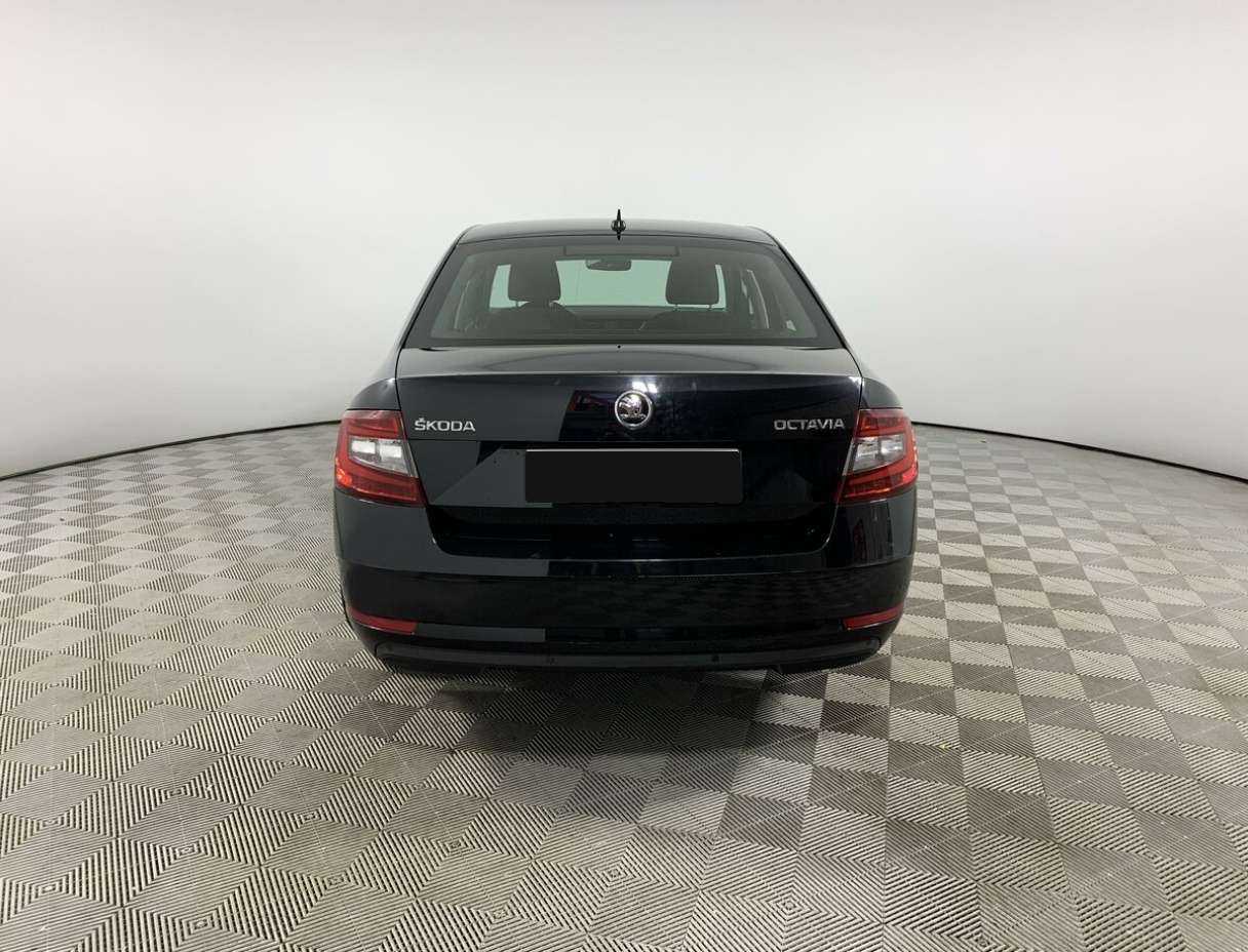 Skoda Octavia 2018 года с пробегом. Фото: #4