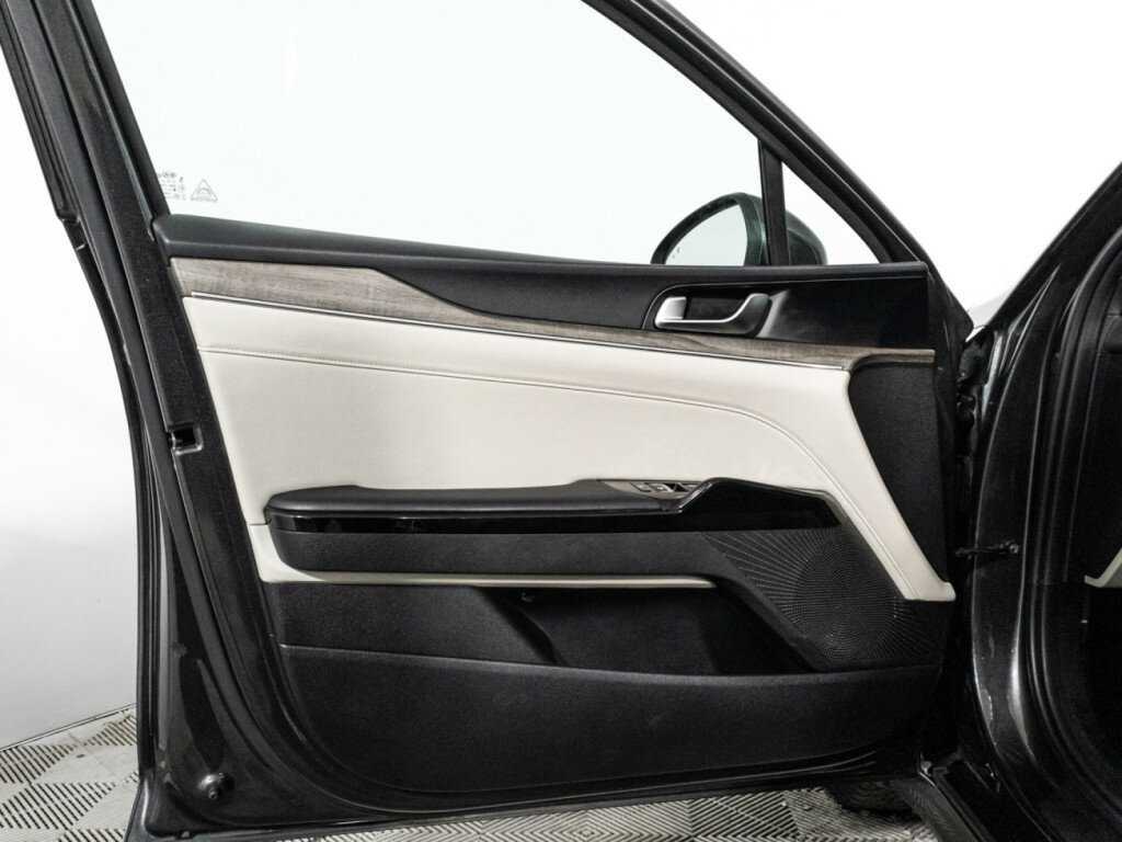 Kia K5 2021 года с пробегом. Фото: #24