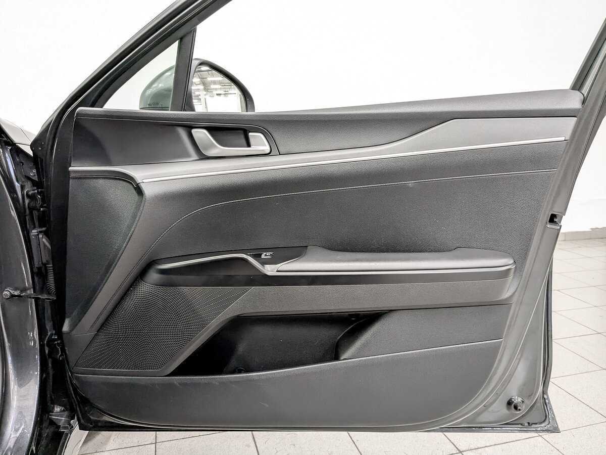 Kia K5 2021 года с пробегом. Фото: #22