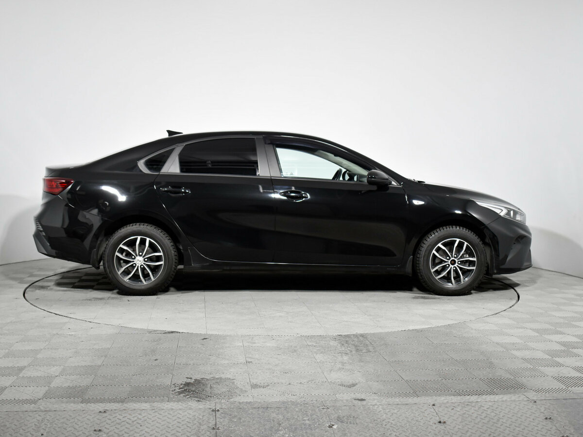 Kia Cerato 2022 года с пробегом. Фото: #3