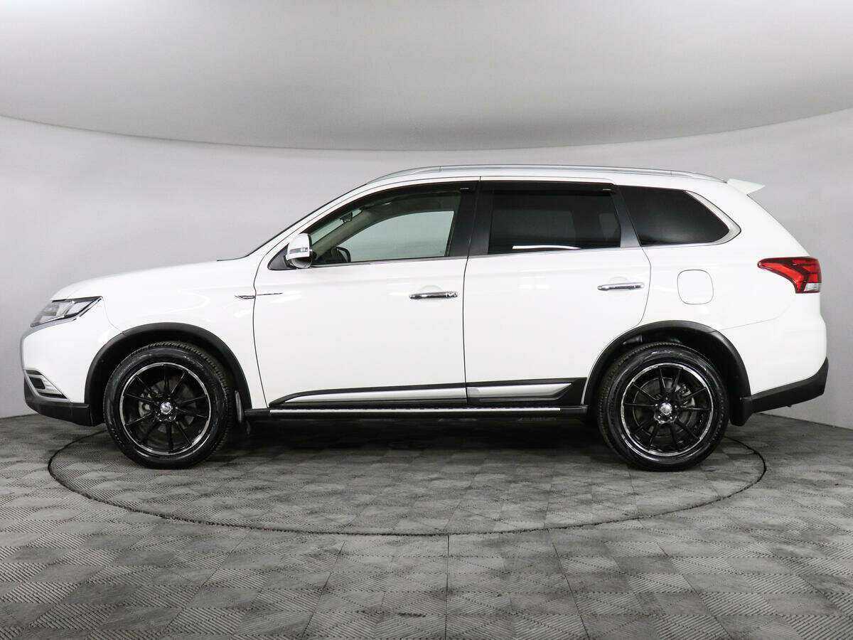 Mitsubishi Outlander 2020 года с пробегом. Фото: #6