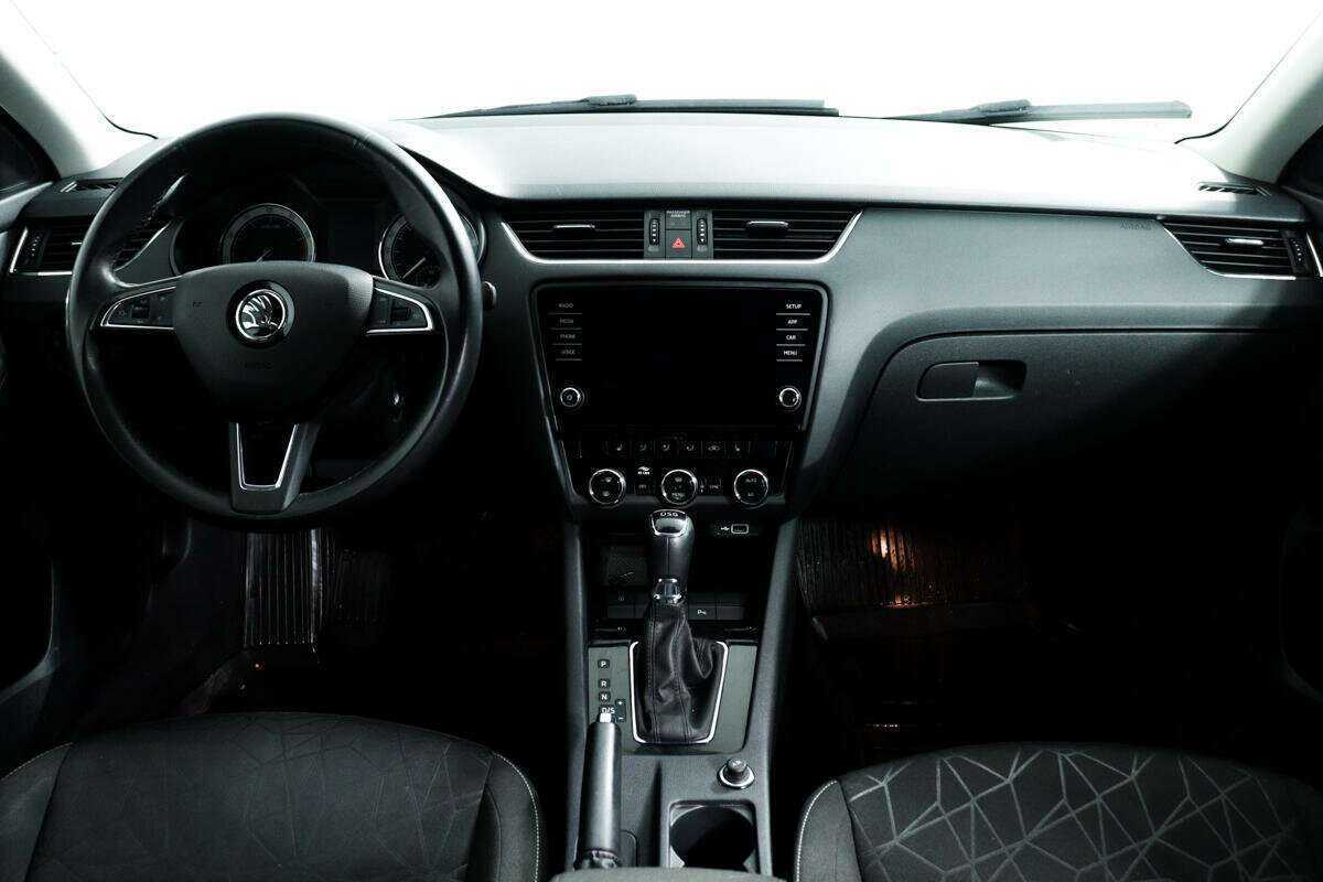 Skoda Octavia 2019 года с пробегом. Фото: #9